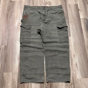 2000’s Wrangler Riggs Carpenter Pants • Size 41x26